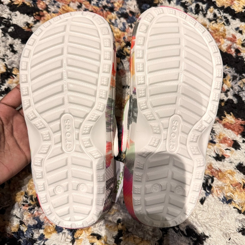 Tie-dye Fur Crocs - Picture 3 of 3